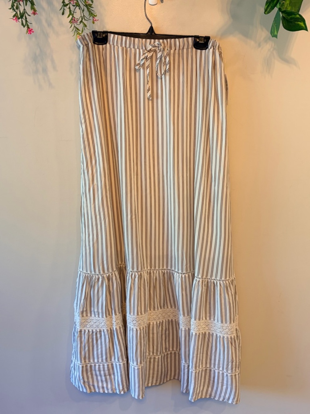 ✨ NWT Boho Luxe Striped Lace Inset Midi Skirt 42” L XL ✨ - Picture 2 of 8
